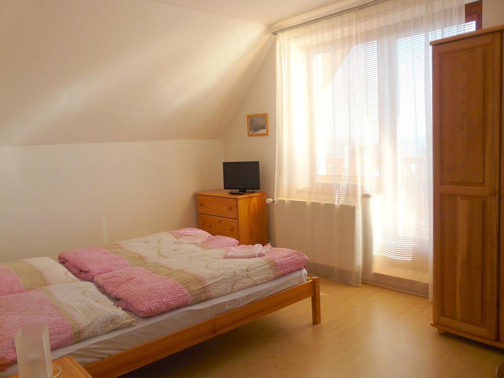 Penzion Tatry Vel'ka Lomnica Kamer foto